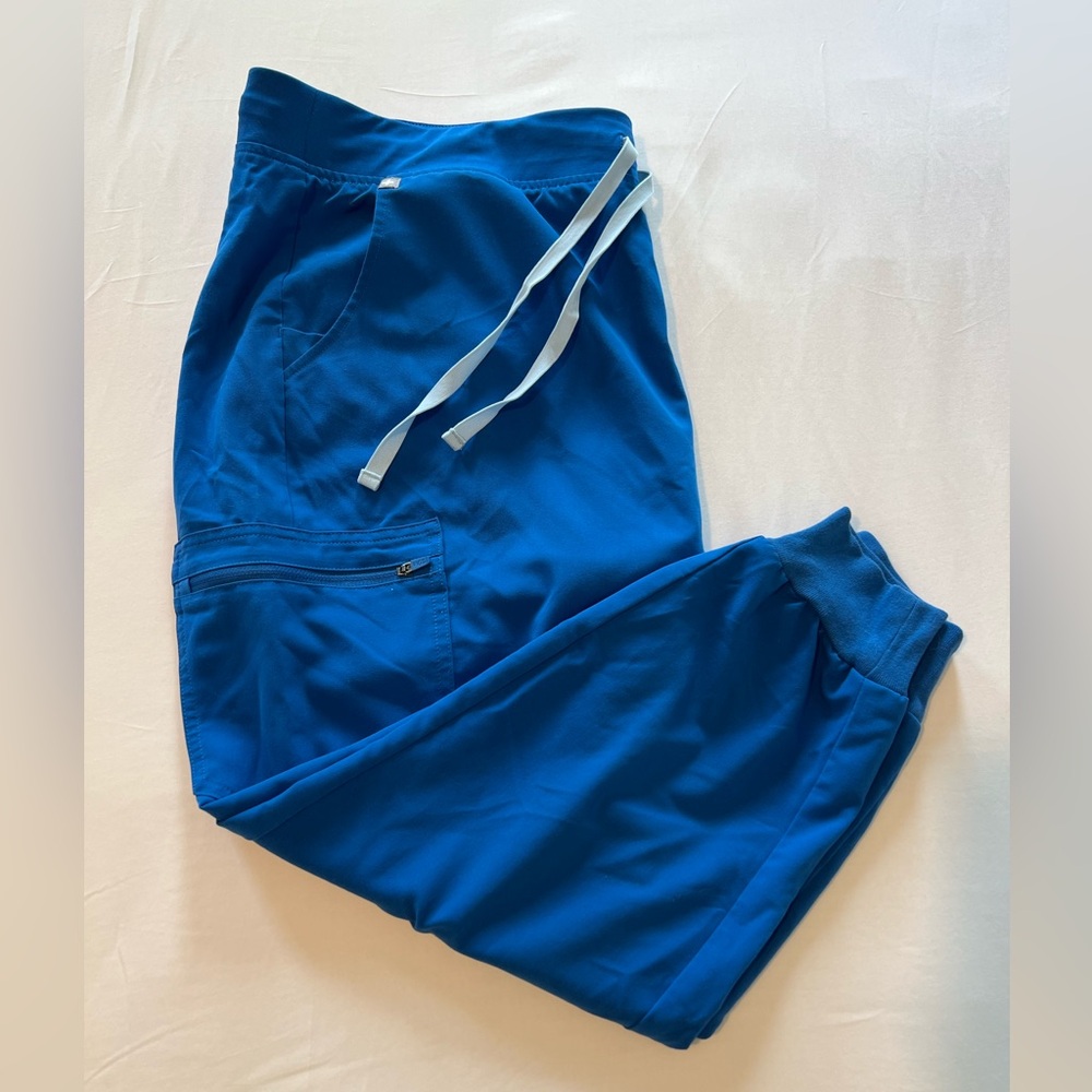 FIGS Women’s Zamora Jogger Scrub Pants Size XXL/P Royal Blue